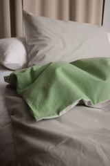 60653-0100-07-06_2; Finlayson Pakka Pussilakanasetti Harmaa / Vihreä / 150x210 + 50x60 cm