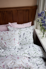 60714-5485-02-06_1; 60714-5485-01-06_1; Finlayson Juuli Tencel-satiinipussilakanasetti Roosa / Beige / 150x210 + 50x60 cm