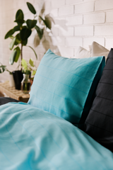 60138-4292-13-10_1; Finlayson Ruoko Satiinityynyliina Musta / Harmaa / 50x60 cm