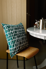 80811-3435-54-04_1; Finlayson Coronna Koristetyynynpäällinen Tummanvihreä / 48x48 cm