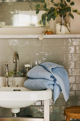 70109-0001-10-12_1; 70110-0001-10-06_1; Finlayson Hali Kylpypyyhe Vaaleansininen / 70x150 cm