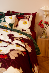 60712-5489-01-06_2; Finlayson Rosa Satiinipussilakanasetti Luumu / 150x210 + 50x60 cm