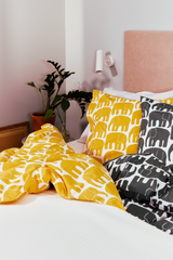 60652-4547-27-06_1; Finlayson Elefantti Pussilakanasetti Tummankeltainen / 150x210 + 50x60 cm