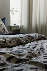 60714-4598-08-06_1; Finlayson Laine Tencel-puuvillapussilakanasetti Tummanharmaa / Beige / 150x210 + 50x60 cm