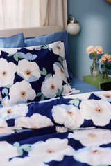 60136-5503-02-10_1; Finlayson Ruusa Tyynyliina Tummansininen / Salvianvihreä / 50x60 cm