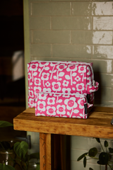 80254-5492-03-05_1; 80250-5492-03-05_1; Finlayson Kukkariemu Toilettilaukku Pinkki / 28x20 cm 