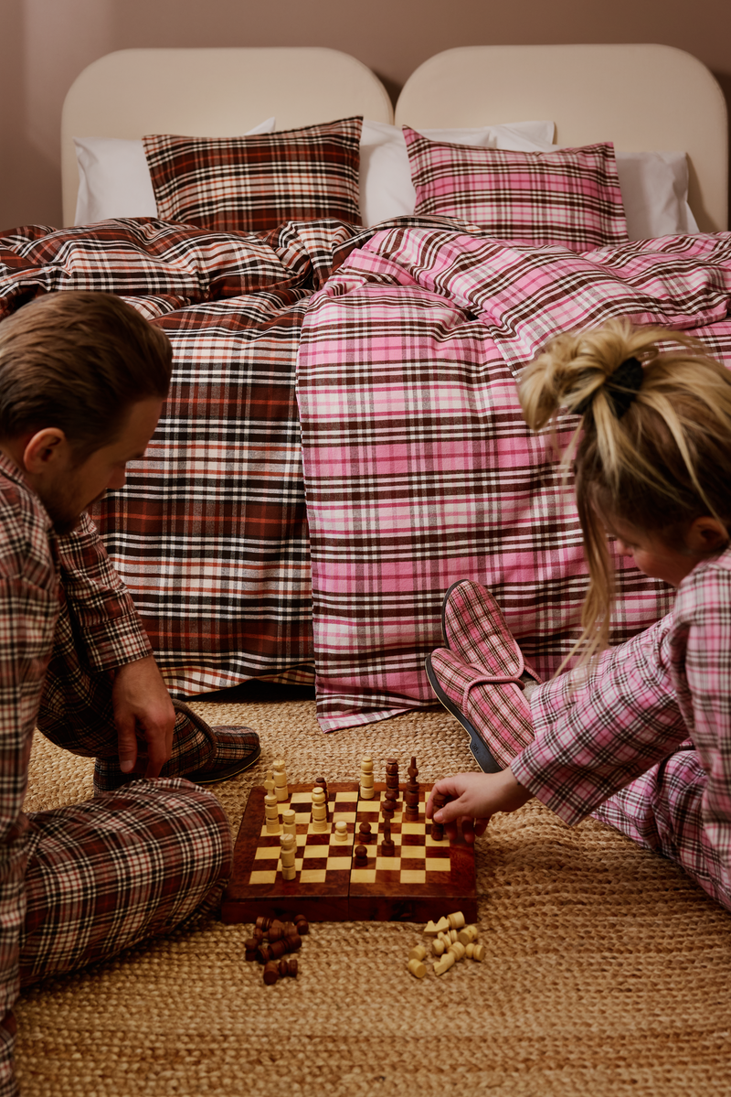 60679-4301-01-06_3; 60679-1951-01-06_3; Finlayson Reino Flanellipussilakanasetti Ruskea / 150x210 + 50x60 cm 